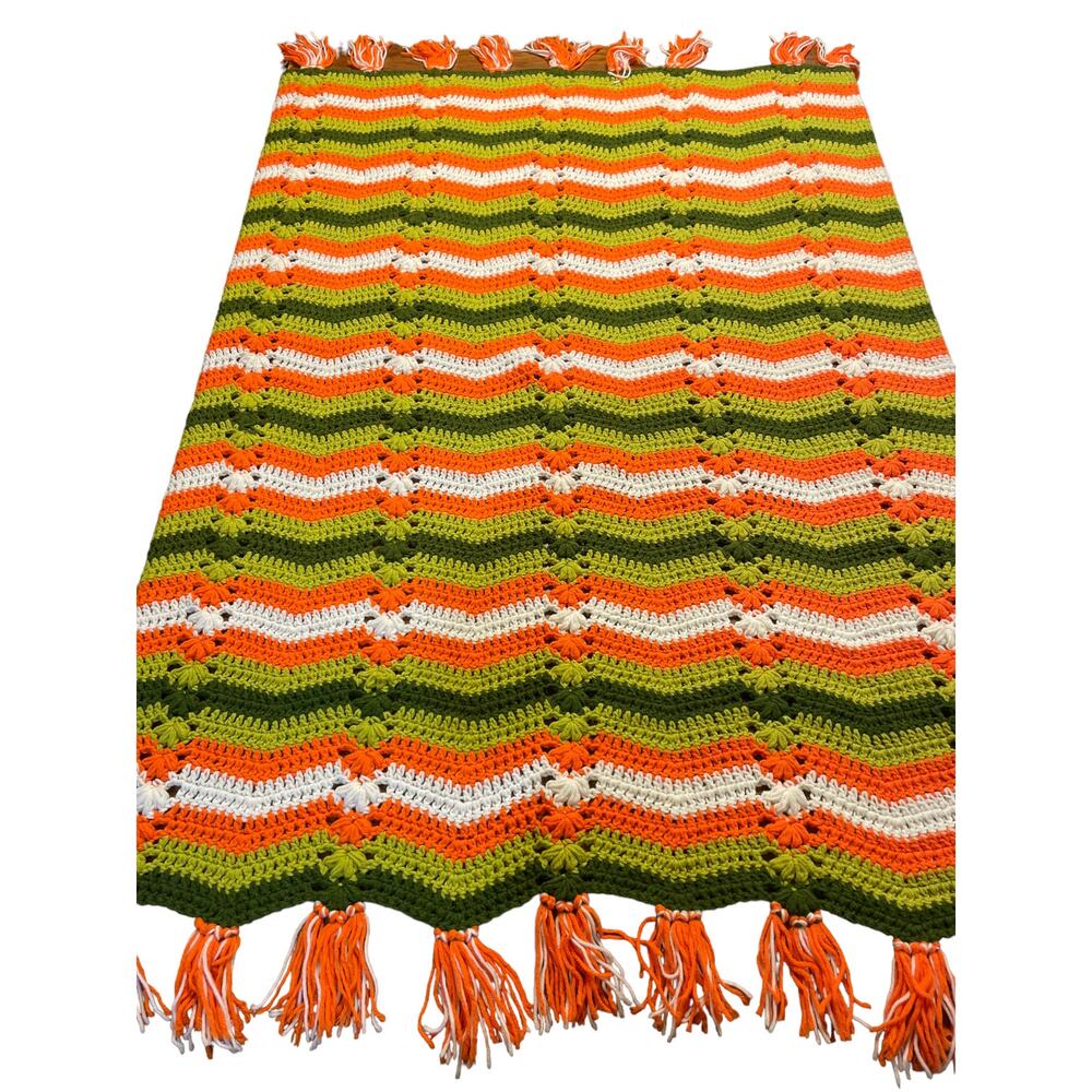 Vintage Hand Crochet Tasseled Afghan "Cottage Corp, granny chic, Roseanne" 70s